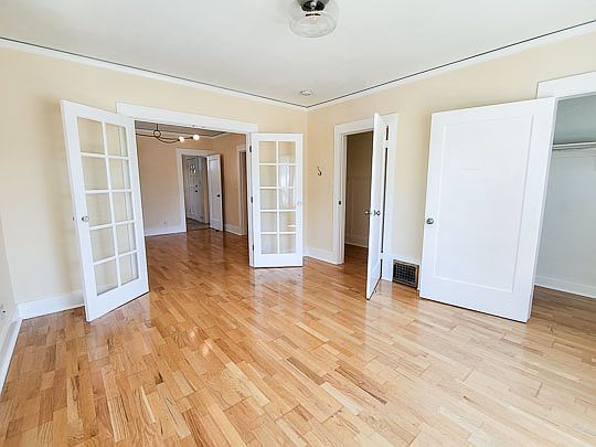 5th image of 1901 Parker St #1