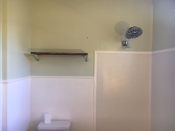 2nd image of 2540 Pasadena Ave