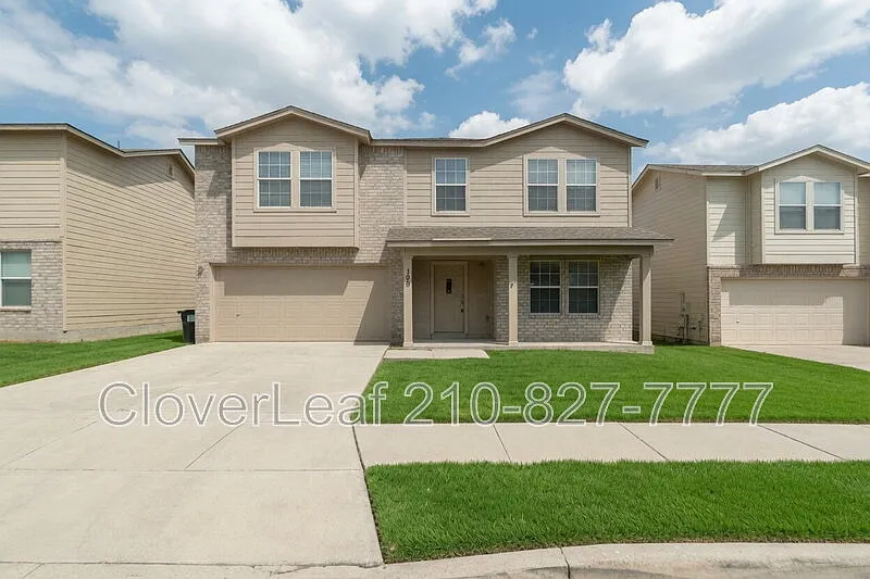 4 bed, 2.5 bath, 2700 sqft, $2,204 — Photo 2