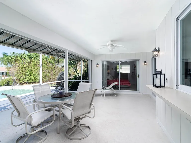 Screened lanai