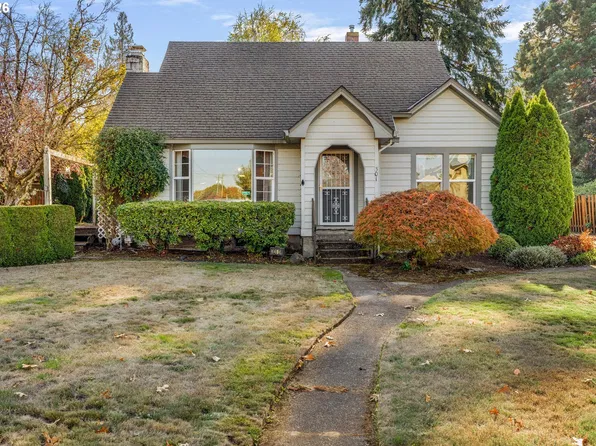 301 SW 3rd Ave, Canby, OR 97013