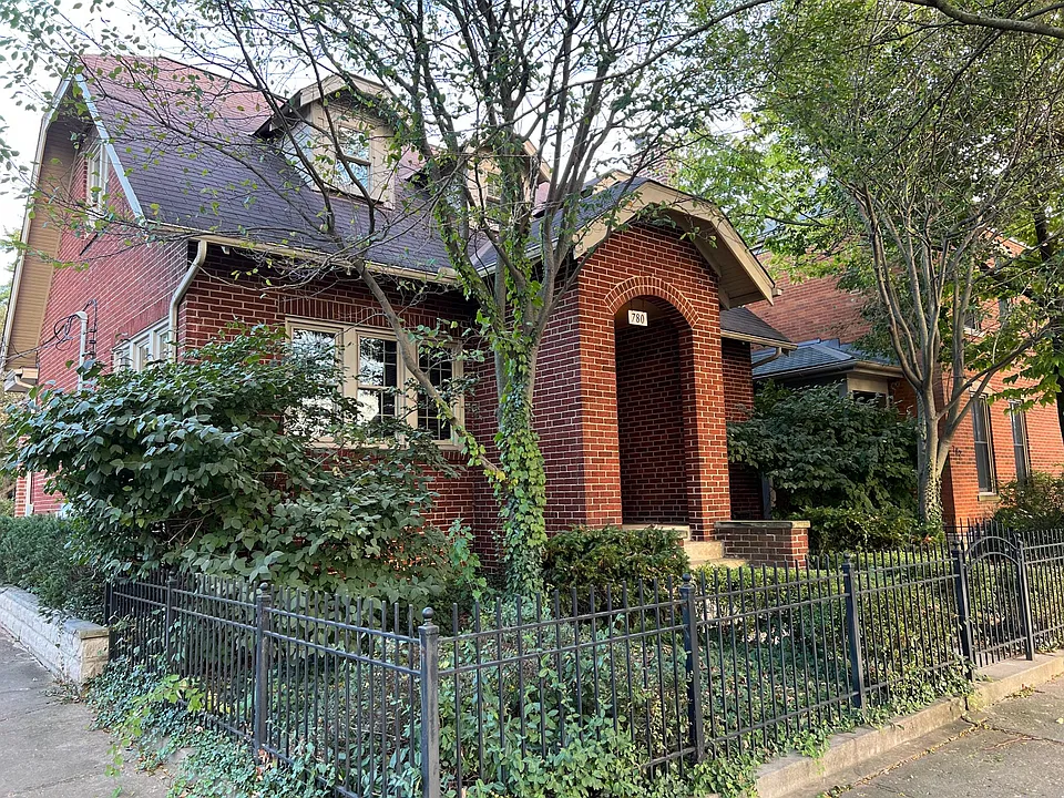 780 S Front St