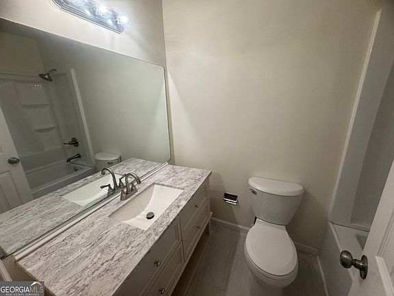 5th image of 3563 Splinterwood Rd
