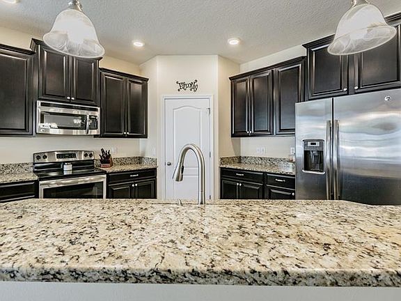 3rd image of 3855 Tuckerton Dr
