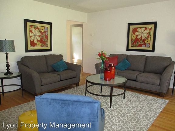 3rd image of 5605 Helen Way