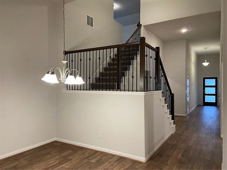 208 Clear Fork Loop — Photo 9