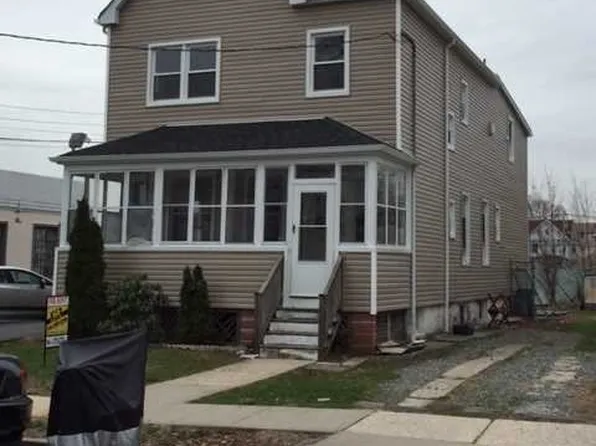 82 Pavonia Ave, Kearny, NJ 07032