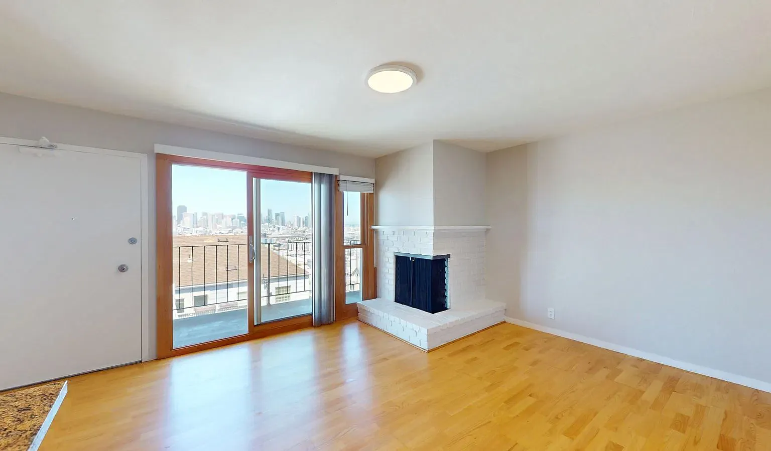 Top Floor Modern Studio in Potrero Hill Great Location & Pet Friendly! — Photo 2