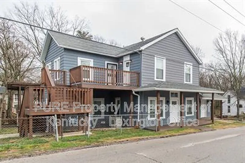 Building Photo - 103 Moberly Ave #B