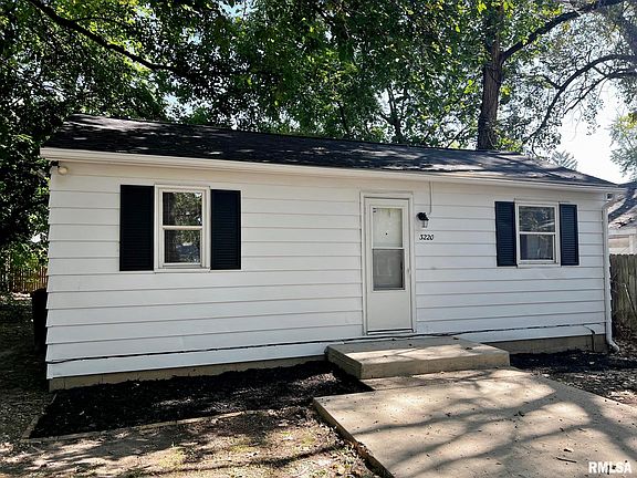 3rd image of 3220 N Gale Ave