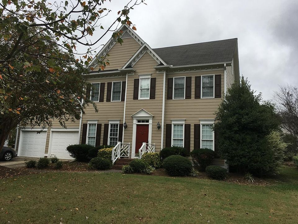 2nd image of 303 Canon Gate Dr