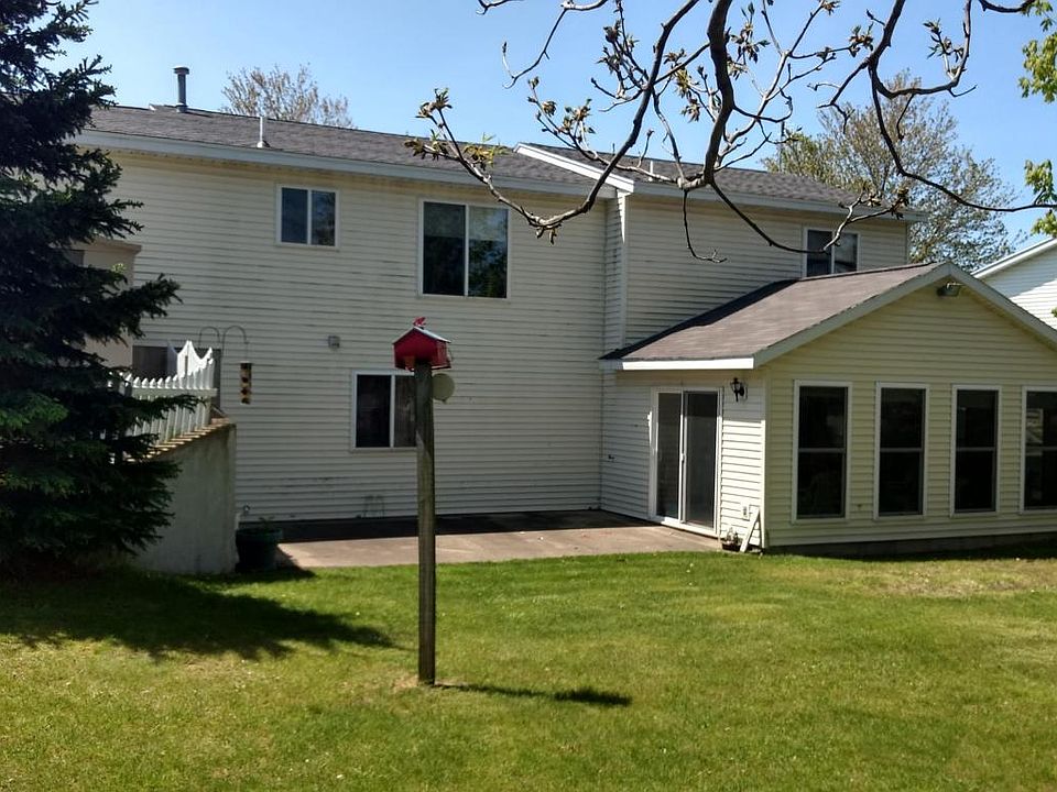 2nd image of 409 Hickory Dr