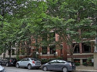 679 N Peoria St, Chicago, IL 60642
