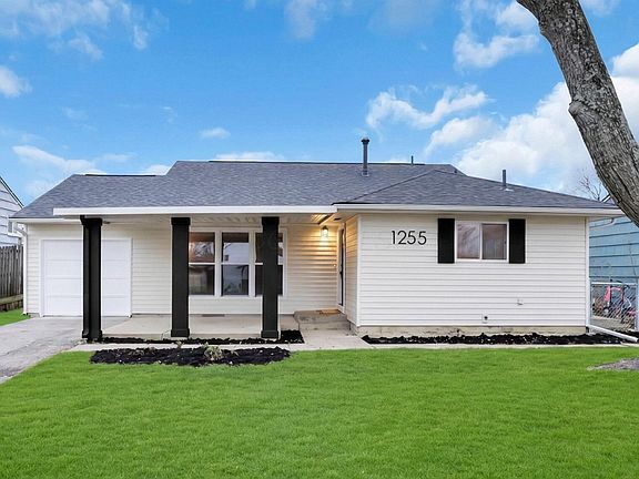 2nd image of 1255 Manfeld Dr