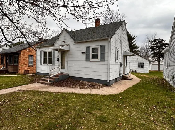 132 McKinley Ave, Clintonville, WI 54929