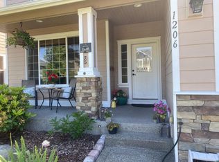 1206 Goldfinch Ave SW, Orting, WA 98360