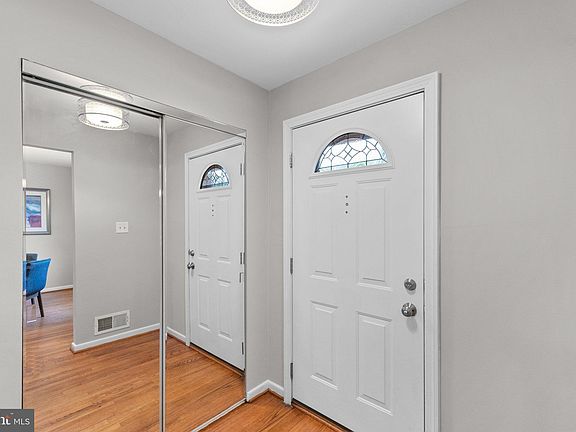 5th image of 3355 Ardley Ct