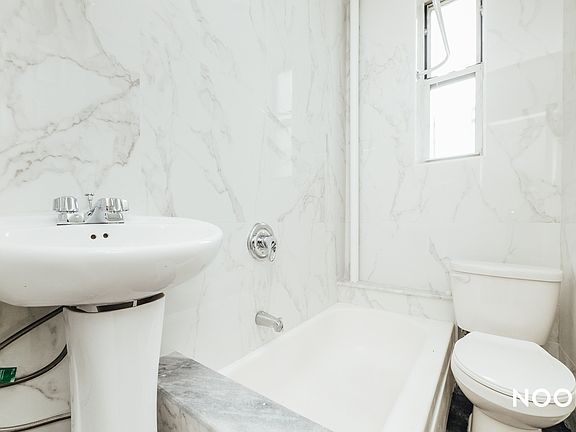 3rd image of 1625 Park Pl APT 23