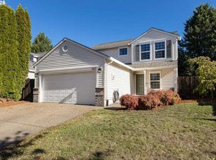 1621 SW Mitchell Dr, McMinnville, OR 97128