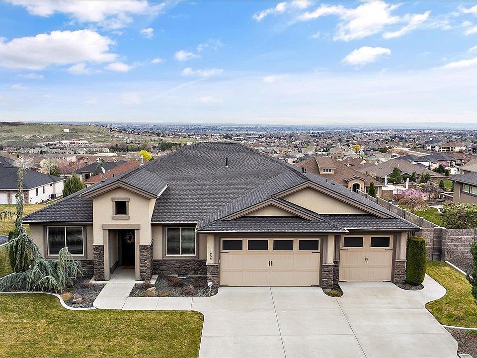 1st image of 1658 Sorrento Ln