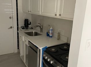 15-16 Euston Rd #5, Brighton, MA 02135