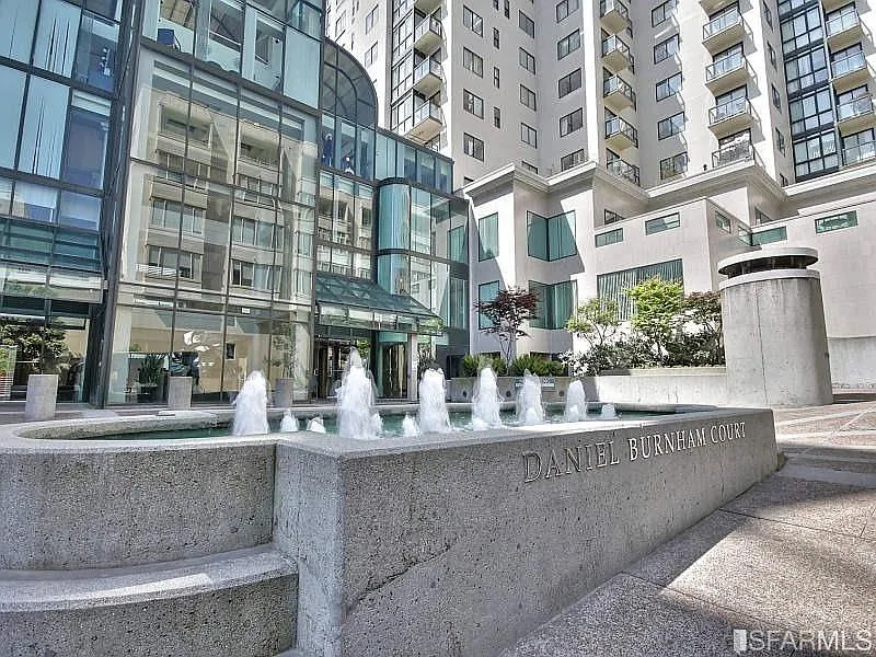 1 Daniel Burnham Ct APT 112 photo 1