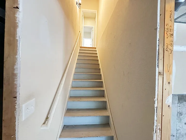 22351 E Plymouth Cir — Photo 46