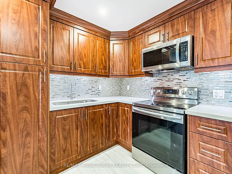 22 Ryan St #BASEMENT — Photo 7