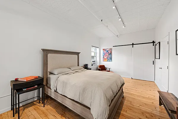 Sold by Compass | media 8