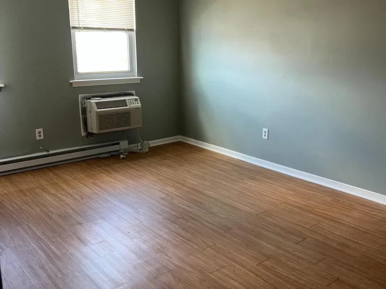 108 S Hellertown Ave #G — Photo 6