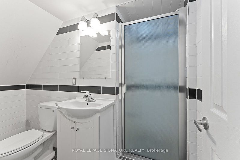 Toronto Townhouse for rent - 2 Bedrooms — photo 3