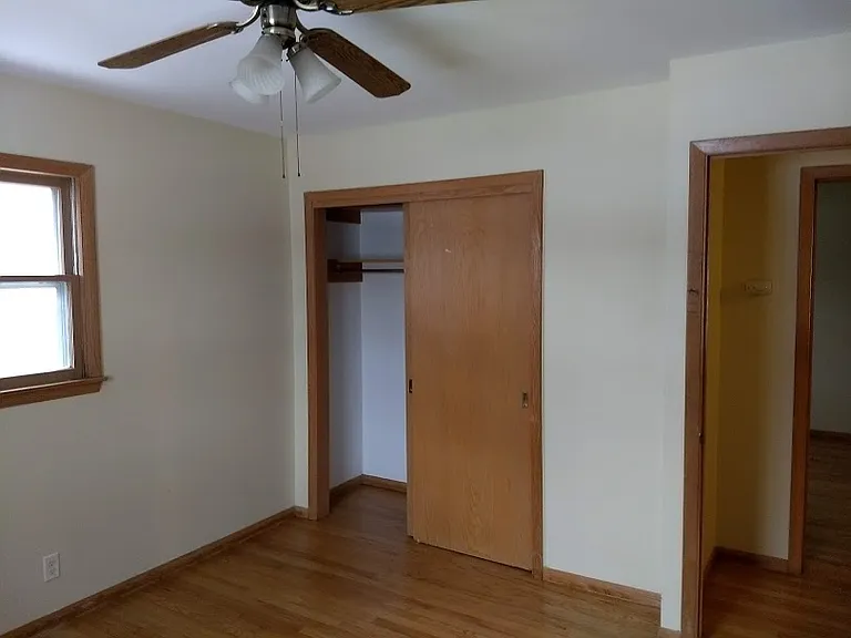 4035 Manhattan Dr — Photo 17