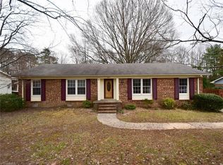 5224 Bayberry Ln, Greensboro, NC 27455