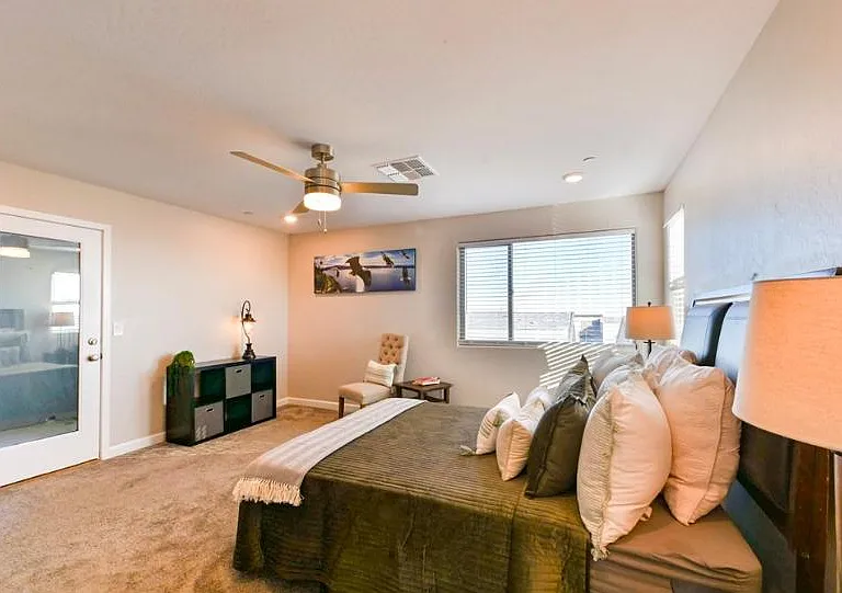494 Sonoma Range St — Photo 10