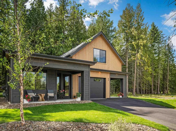 94 Oxbow Rd, Sandpoint, ID 83864