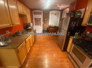 19 Netherlands Rd #U1, Brookline, MA 02445