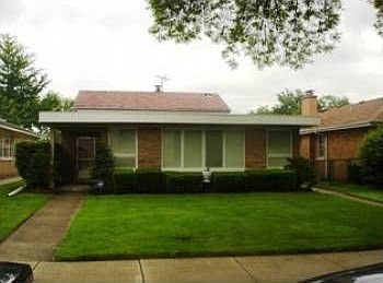 1st image of 7307 N Kedvale Ave