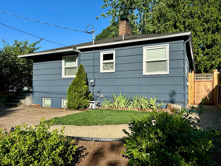 6018 N Syracuse St — Photo 1