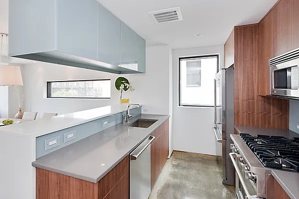 Rented by Concept Real Estate Group | media 32