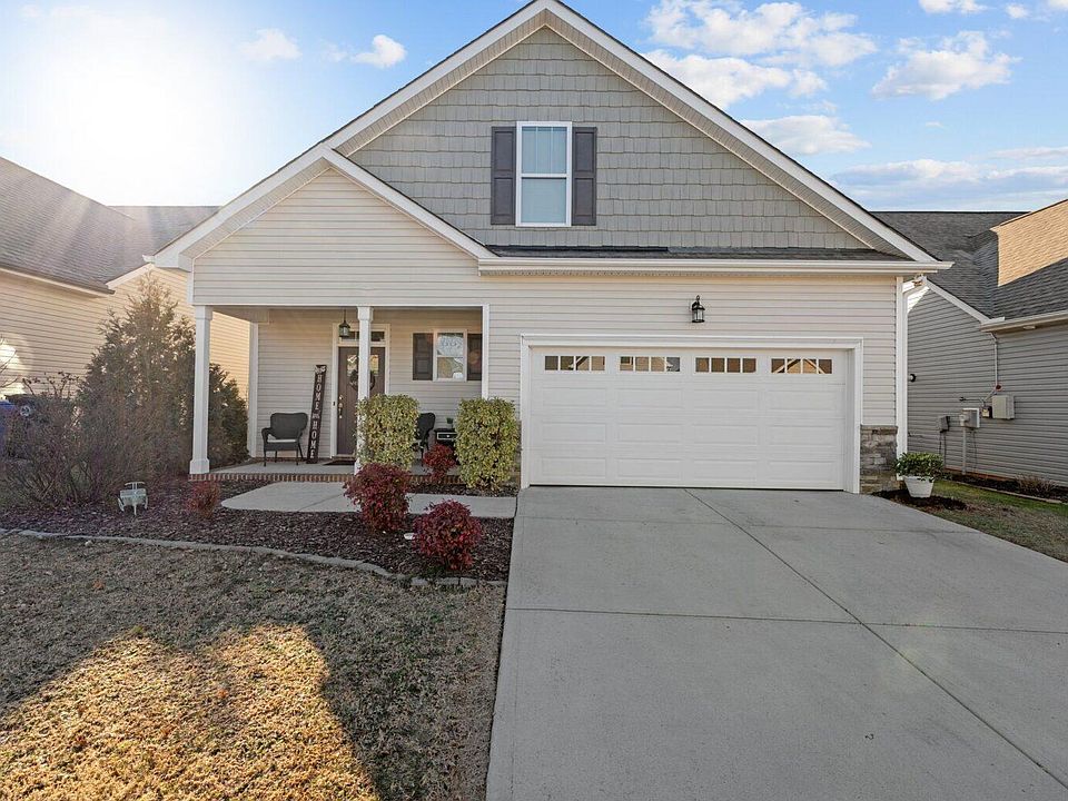 1st image of 903 Palm Ct