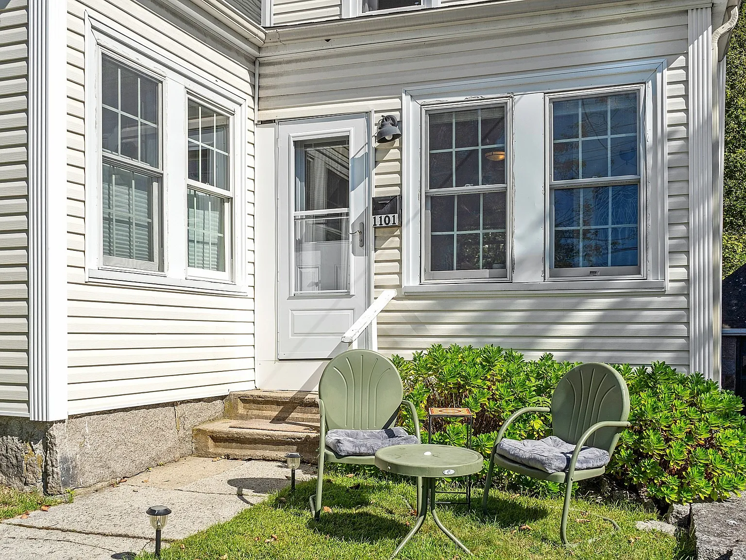 3 bed, 3.0 bath, 1822 sqft, $3,000 — Photo 3