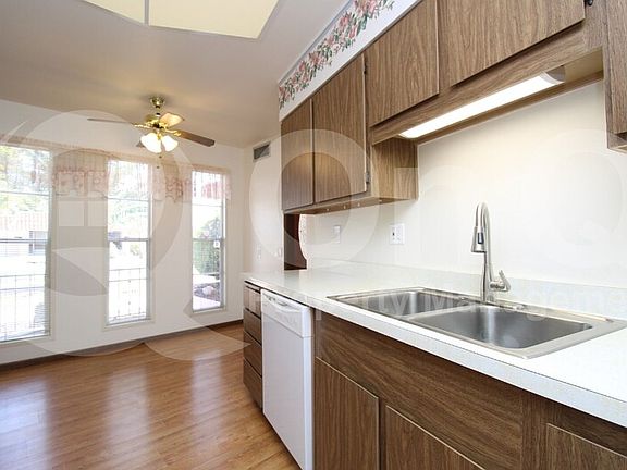 4th image of 10909 W Hibiscus Dr