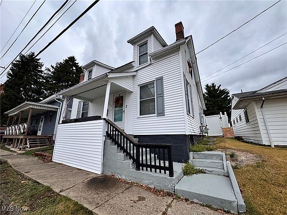 2nd image of 517 N Broadway St