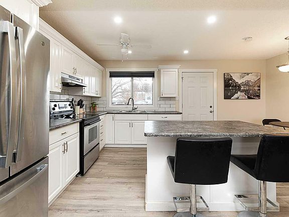 5th image of 5307 51st St