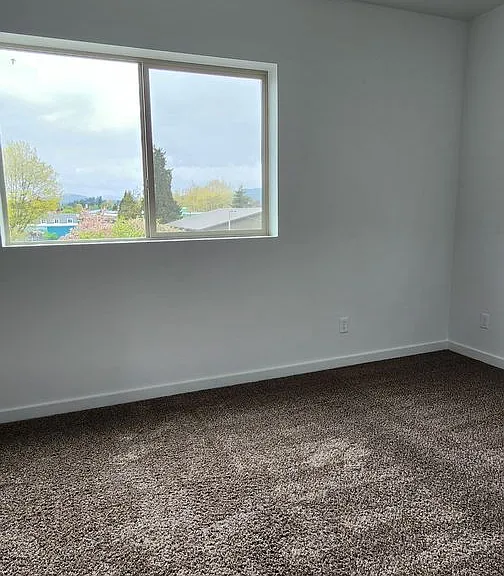 Ames Creek Apartments — Photo 23