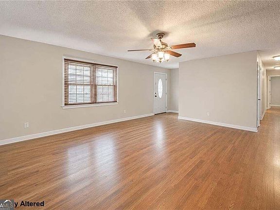 5th image of 1268 Riverbend Rd