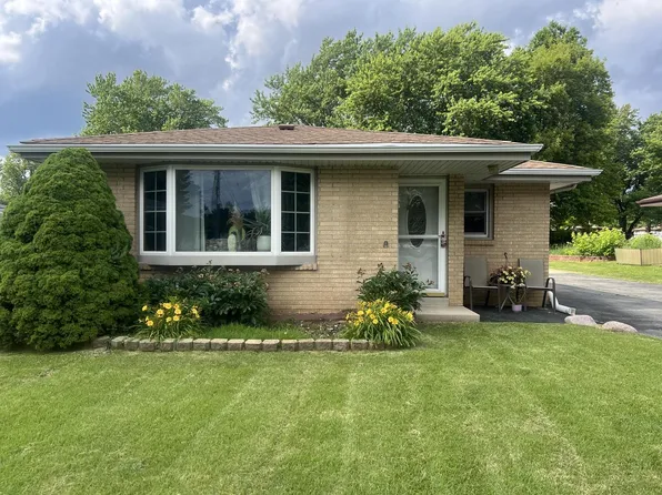 5324 W Allerton AVENUE, Greenfield, WI 53220