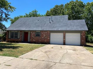 1220 S Broadway St, Skiatook, OK 74070