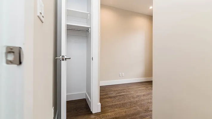 Rented by Nooklyn NYC LLC | media 13