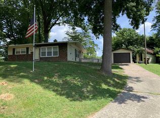 508 Edgewood Dr, Brazil, IN 47834